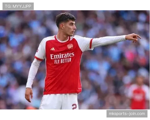 接管禁区哈弗茨本赛季直塞撕开后防胜过上季